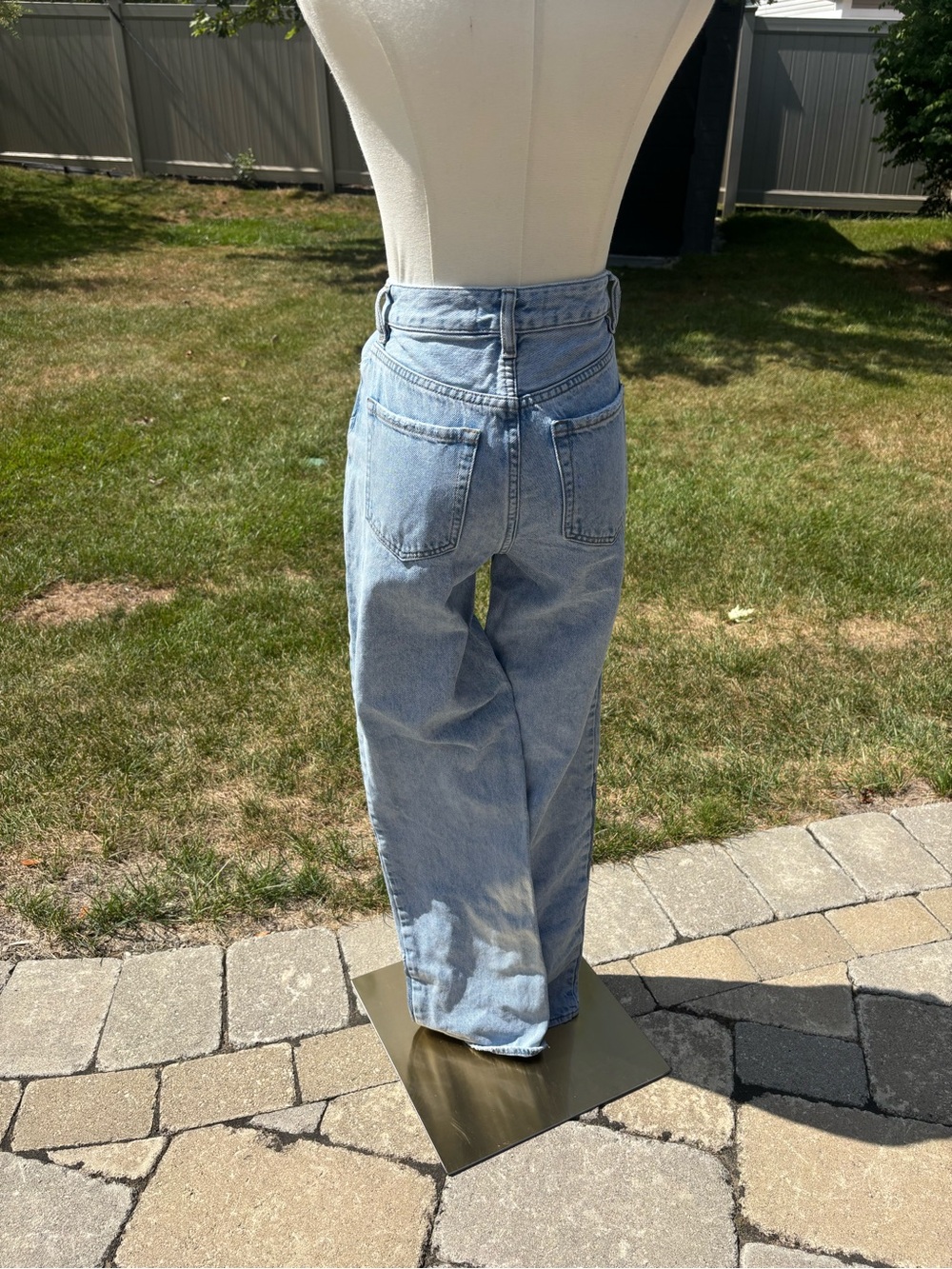Two-Tone Patchwork Jeans - Picture 7 of 8